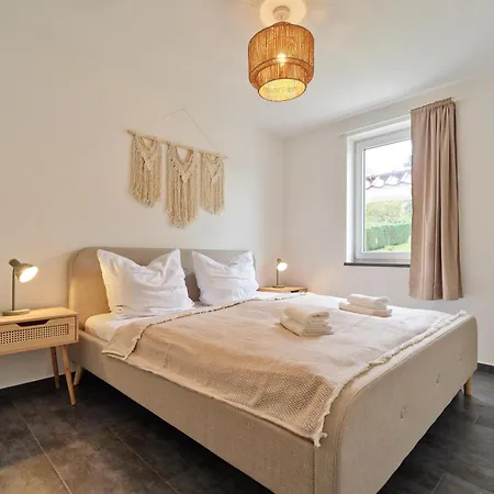 Apartamento Charmantes Ferienhaus An Der Mosel Mit Garten, Weinbergblick & Gratis Privatparkplatz - Bg Living & Hosting