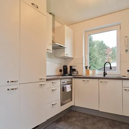 Dtv-zertifiziertes 5-sterne-ferienhaus An Der Mosel Mit Garten, Weinbergblick & Privatparkplatz - Bg Living & Hosting * Zeltingen-Rachtig