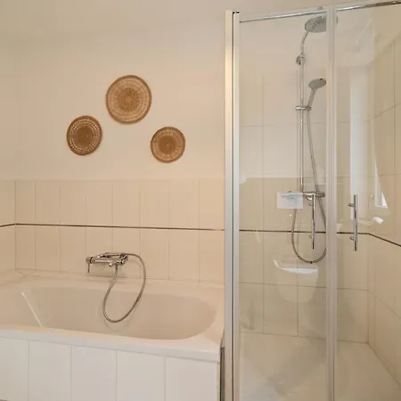 Appartement Dtv-zertifiziertes 5-sterne-ferienhaus An Der Mosel Mit Garten, Weinbergblick & Privatparkplatz - Bg Living & Hosting Zeltingen-Rachtig