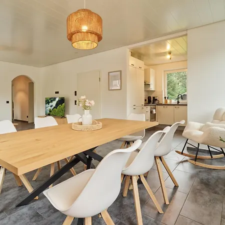 Charmantes Ferienhaus An Der Mosel Mit Garten, Weinbergblick & Gratis Privatparkplatz - Bg Living & Hosting Apartamento Zeltingen-Rachtig