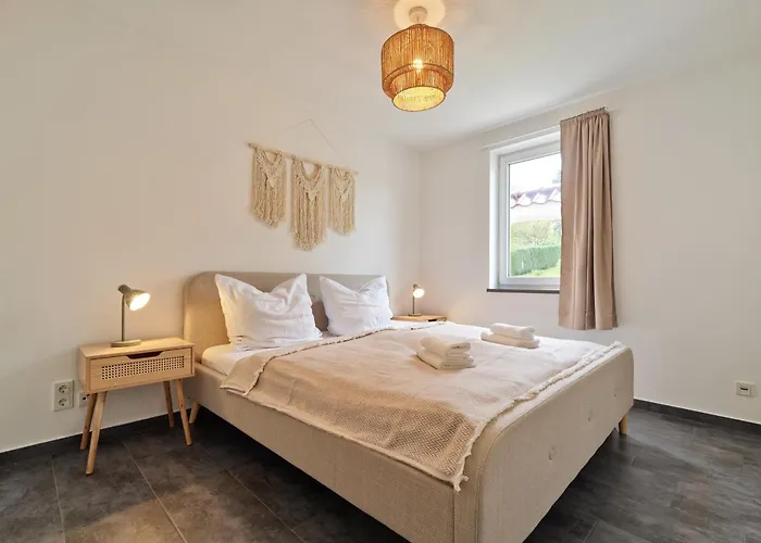 Apartment Charmantes An Der Mosel Mit Garten, Weinbergblick&privatparkplatz