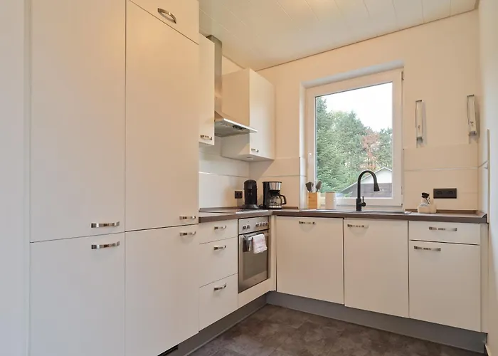 Dtv-zertifiziertes 5-sterne-ferienhaus An Der Mosel Mit Garten, Weinbergblick & Privatparkplatz - Bg Living & Hosting * Zeltingen-Rachtig